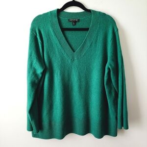Women's Banana Republic Sweater